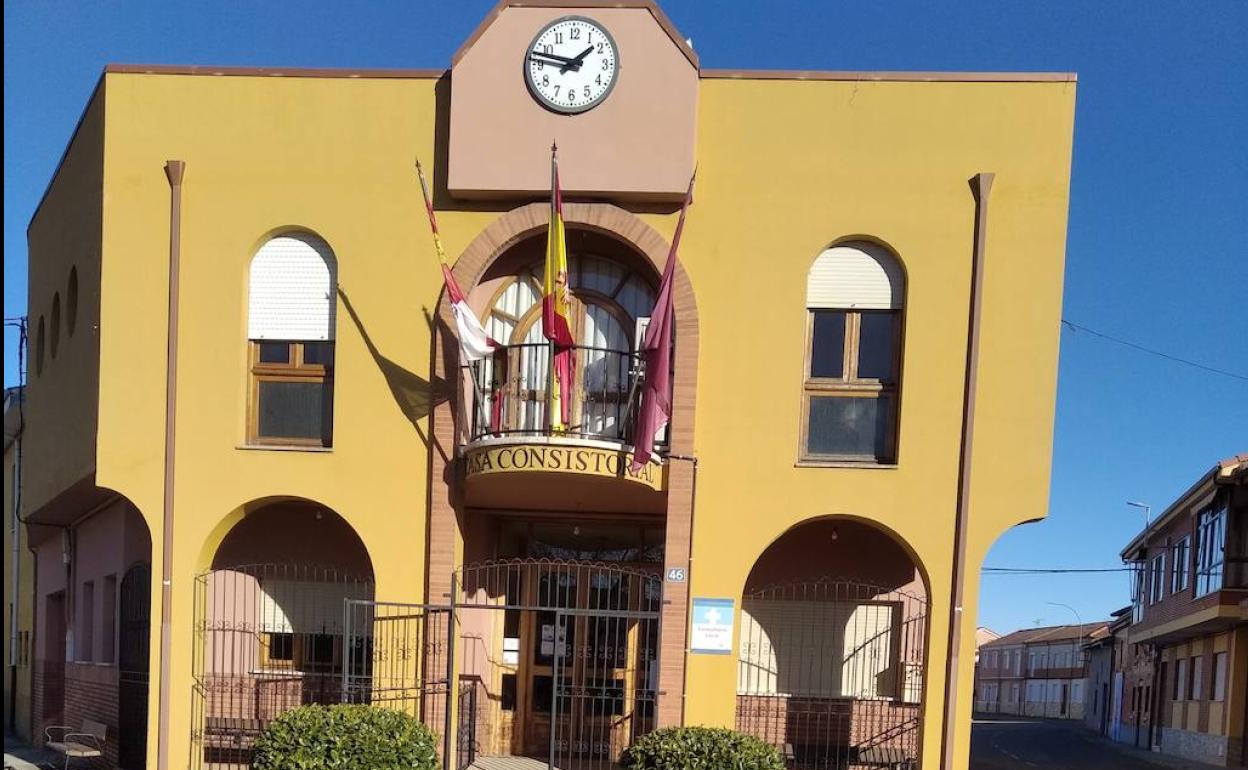 El PSOE de Regueras de Arriba denuncia «falta de transparencia» en el